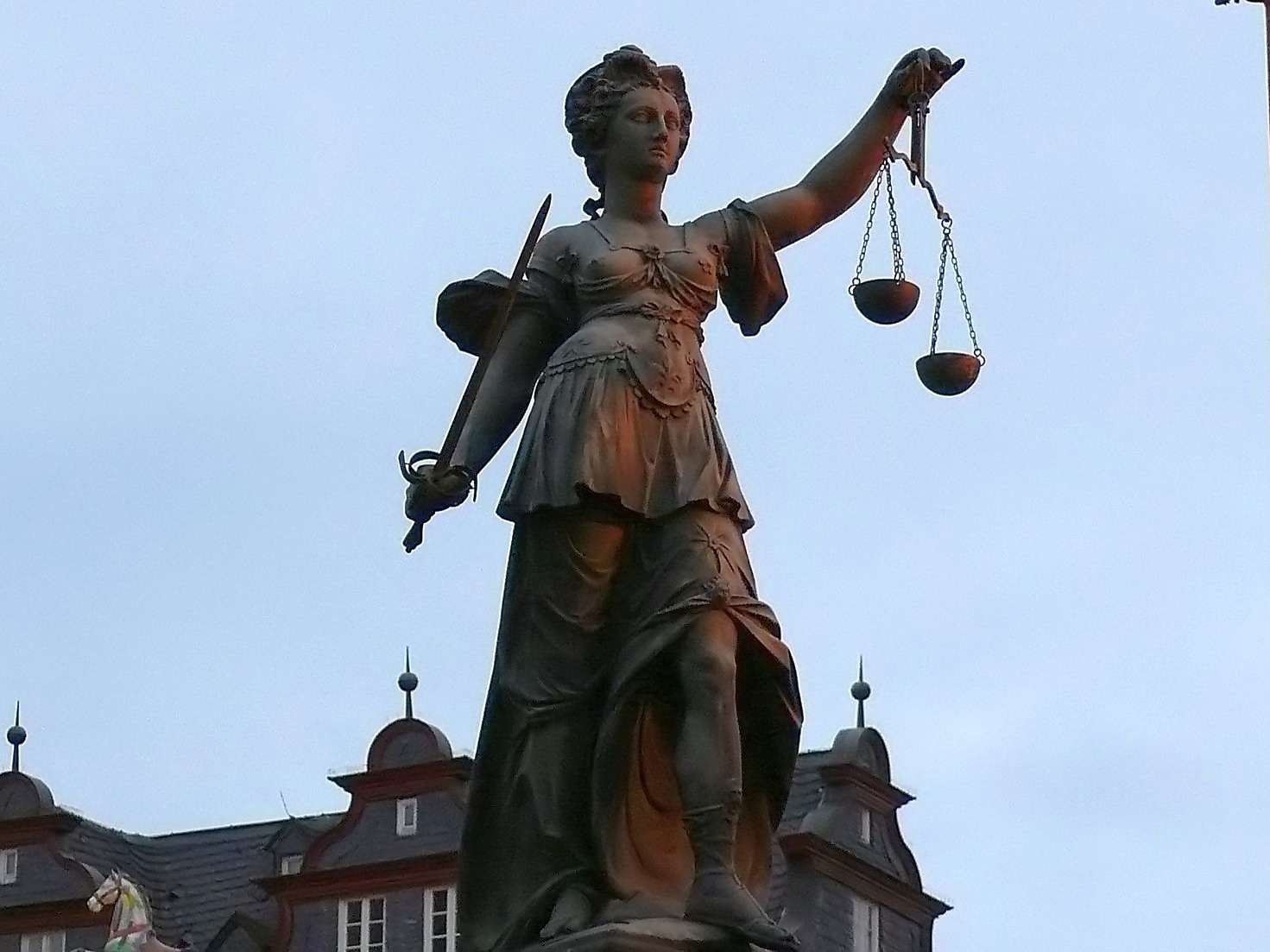 フランクフルトの正義の女神像